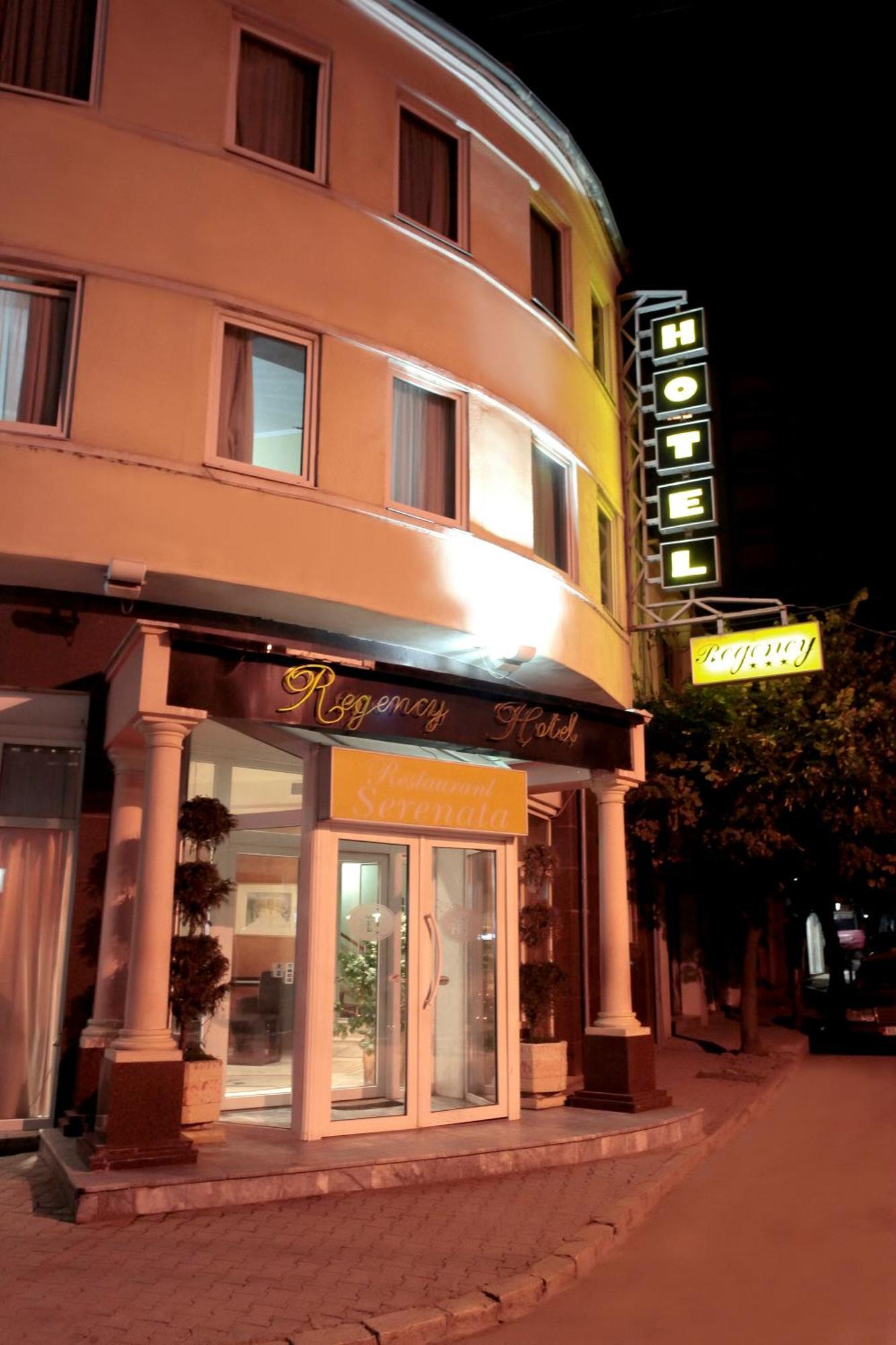 קורצ'ה Hotel Regency מראה חיצוני תמונה