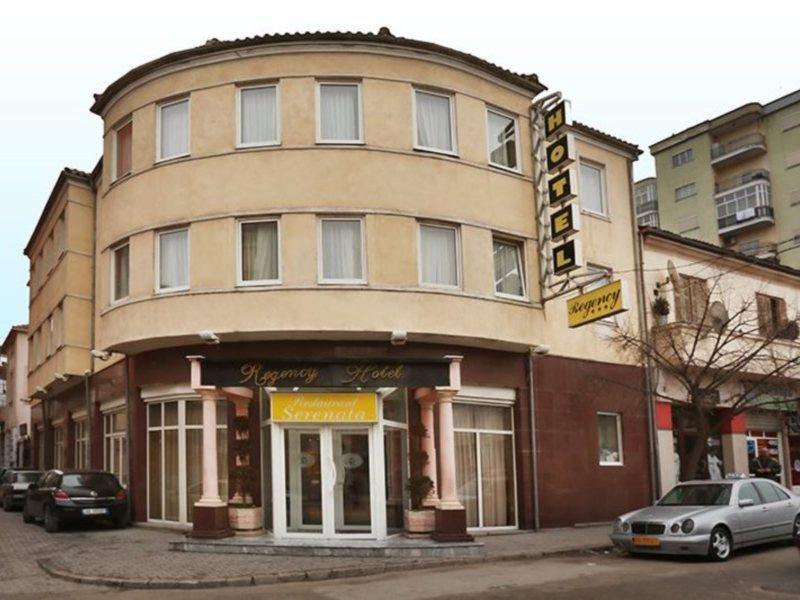 קורצ'ה Hotel Regency מראה חיצוני תמונה